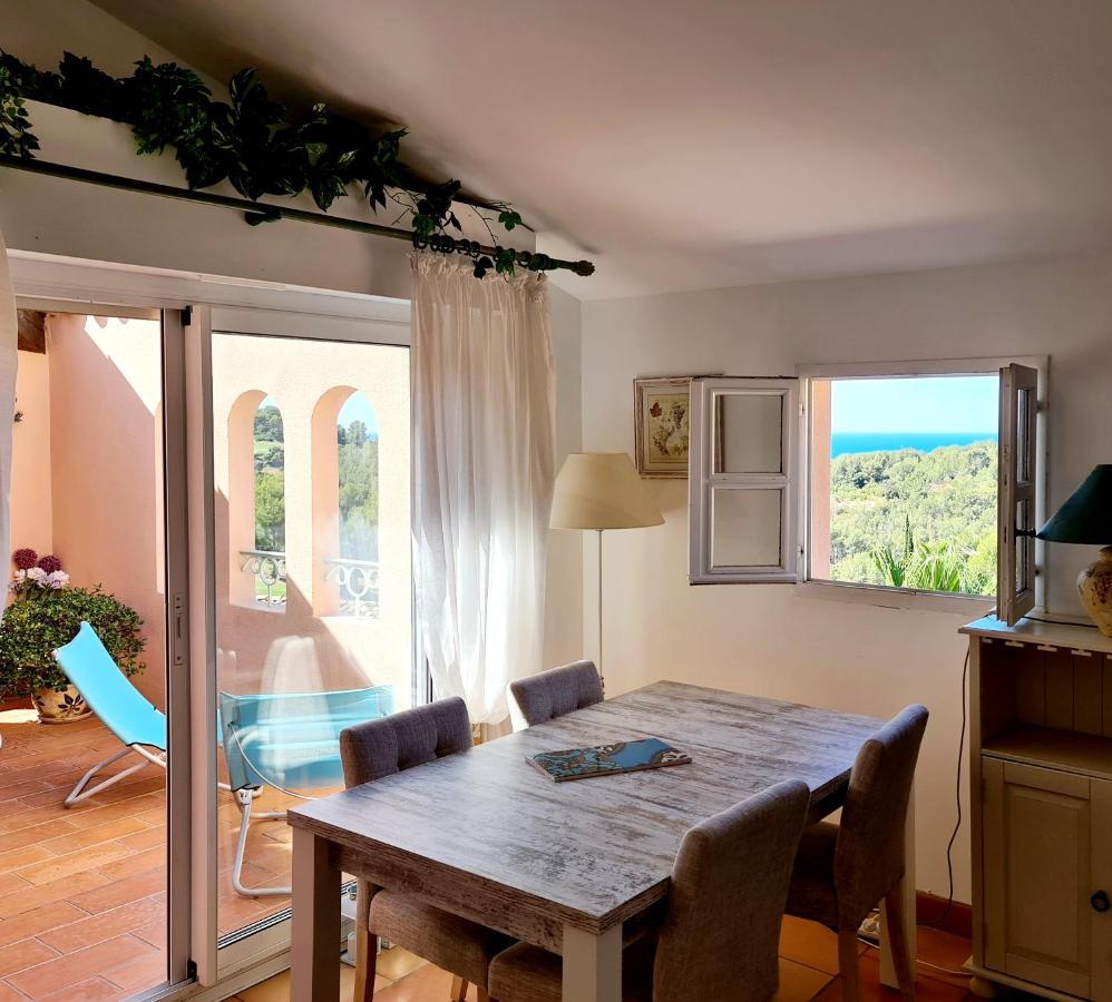 דירות סן-סיר-סור-מר Hameau Des Amandiers - Vue Mer, Golf Et Vignes מראה חיצוני תמונה